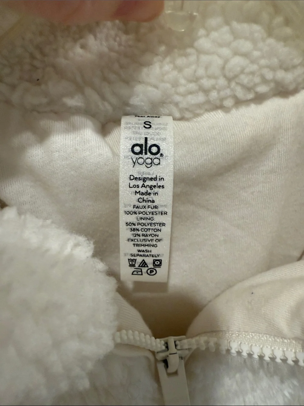 Alo Yoga Foxy Sherpa Jacket Ivory White Size Small Faux Fur Hooded Zip Coat